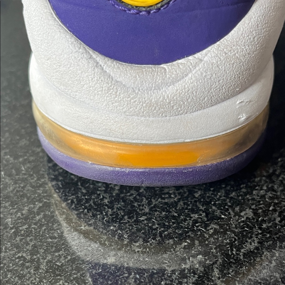 Nike Purple and White Sneakers Air Max Uptempo ‘95 Lakers Derek Fisher - Picture 4 of 13